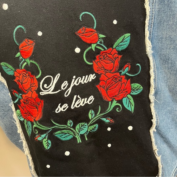 Forever 21 Denim Jacket Boho Embroidered Oversized Light Wash - size M - Picture 5 of 7